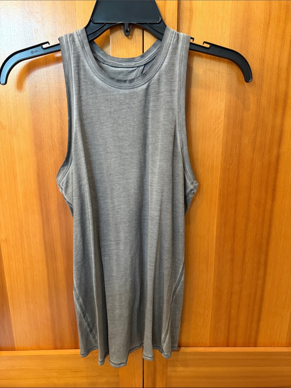 lululemon athletica Gray Sleeveless Scoop Tank